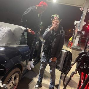 Meet your Posher, Brad